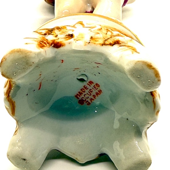 Vintage Occupied Japan Porcelain Cherub Angel Blowing Conch Shell Horn - Picture 7 of 7